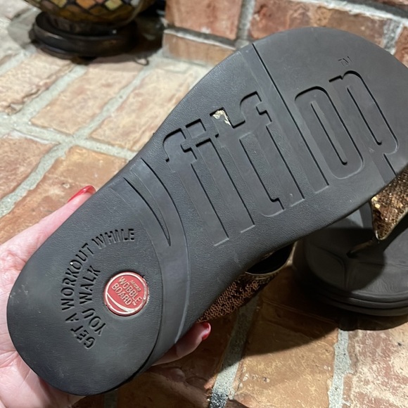 Fitflop Electra Classic Bronze Sequin Flip Flop Sandals - Picture 6 of 7